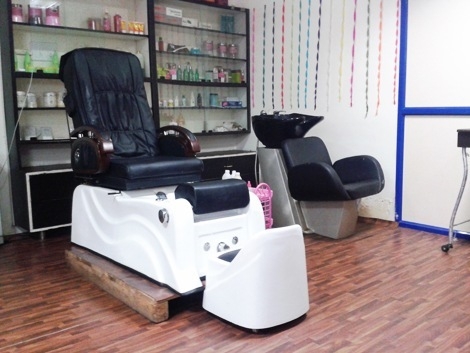 Reliance Beauty Salon