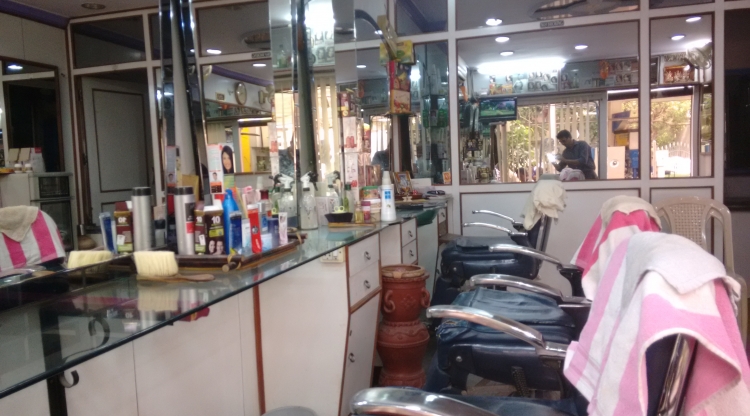 Stashdeal - Himayath Nagar: Haircut, Trim, Shave & Full Body Massage at Sai  Santosh Hair Salon & Body Massage.