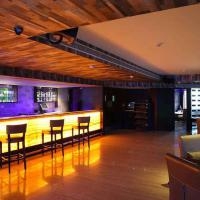 Cocktails Lounge